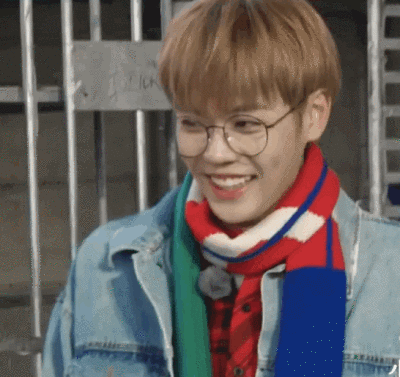 爱你的人不一定等你 等你的人一定爱你