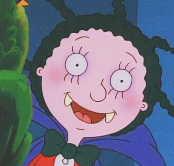 是小魔女蒙娜喔 最后一张是莉莉 嘻嘻