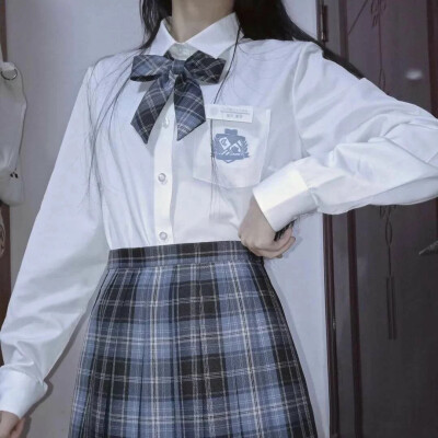 jk制服 头像