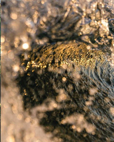 ins背景图 连接的图，有另一半 