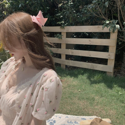 女头‖ 暗系女头
by: 拟黎
