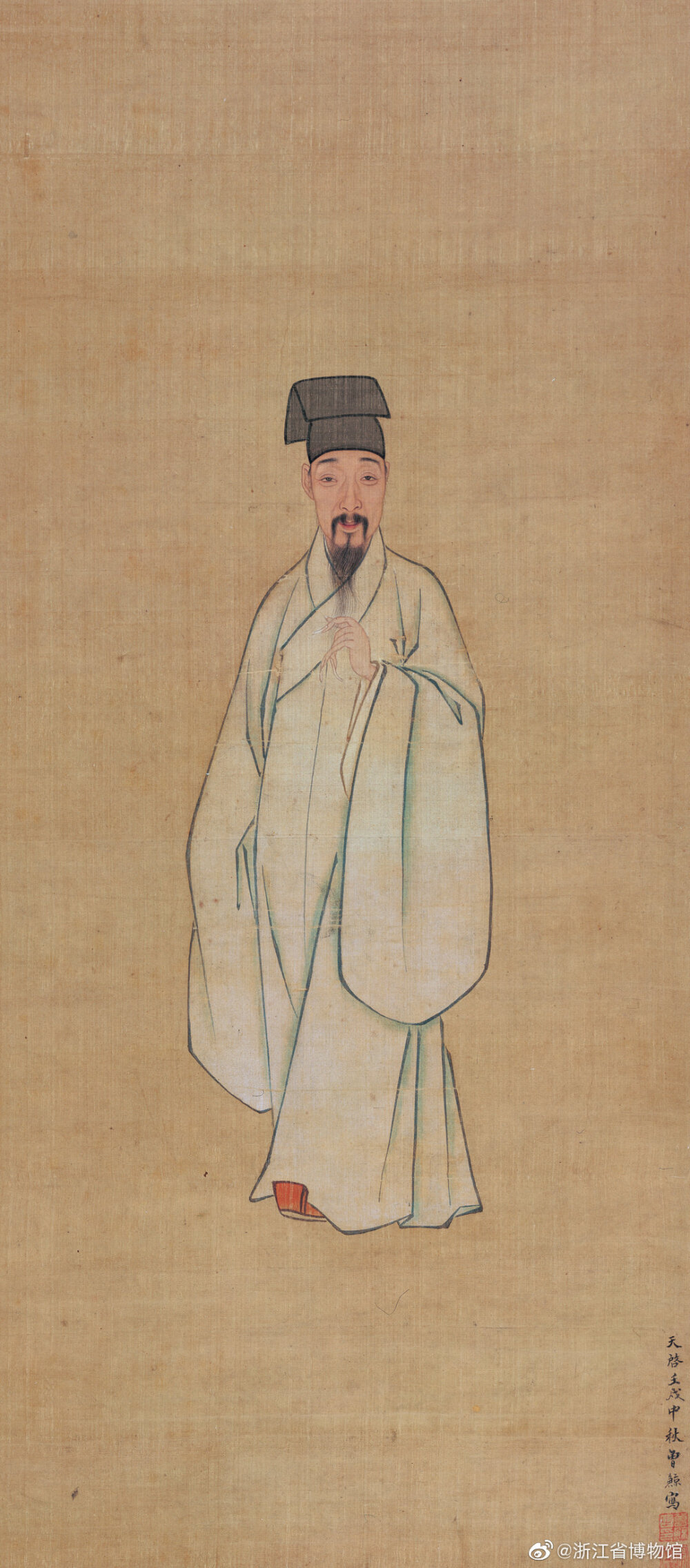 曾鲸所绘《张卿子画像》
张卿子（1589年-1668年），生于万历卒于康熙，画像绘制于天启二年（1622年）33岁时，穿着的道袍是江南早已流行的大袖款式。从同为浙江人的余永麟所记民谣来看，江南地区大约在万历後期就出现“两只衣袖像布袋”，当时还视作“可怪”，但逐渐变成了主流款式。