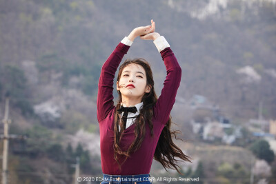 #IU #EIGHT