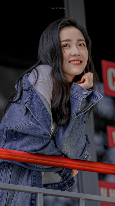 王艺瑾（禁二改）
wb：Peachynight