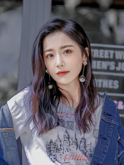 王艺瑾（禁二改）
wb：Peachynight