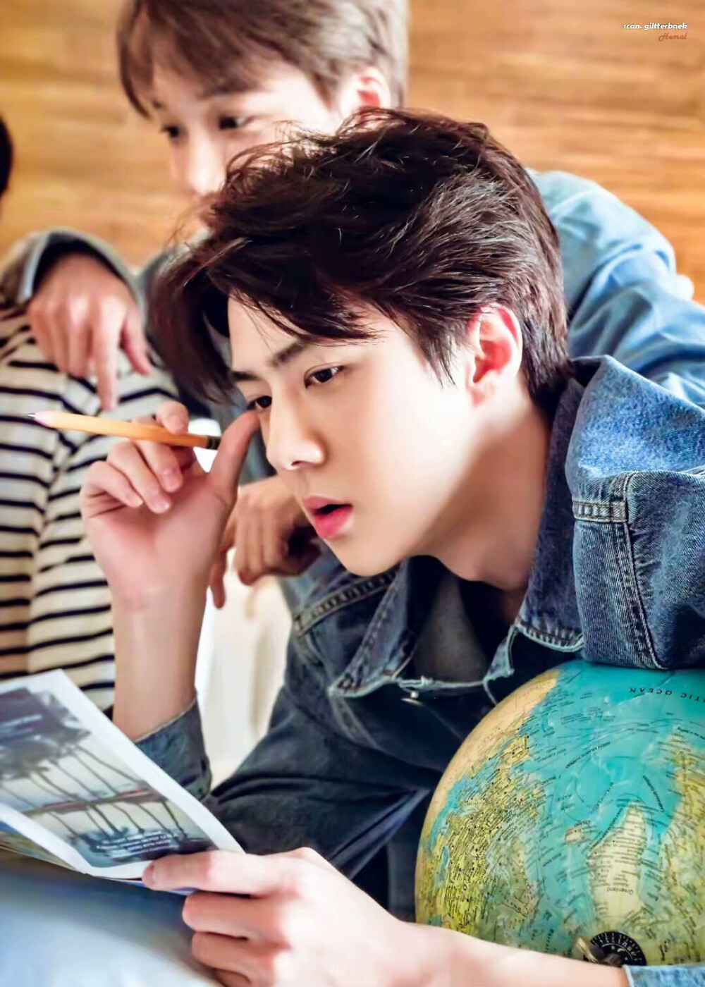 南韩神颜吴世勋