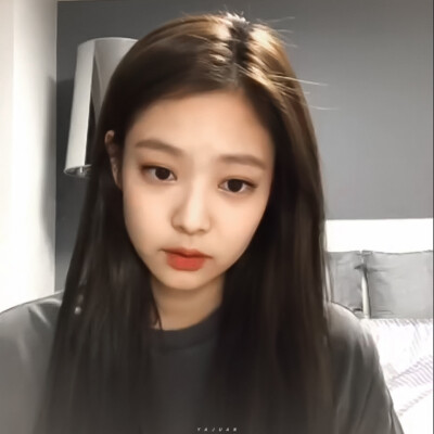 Jennie头像