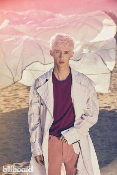 troye