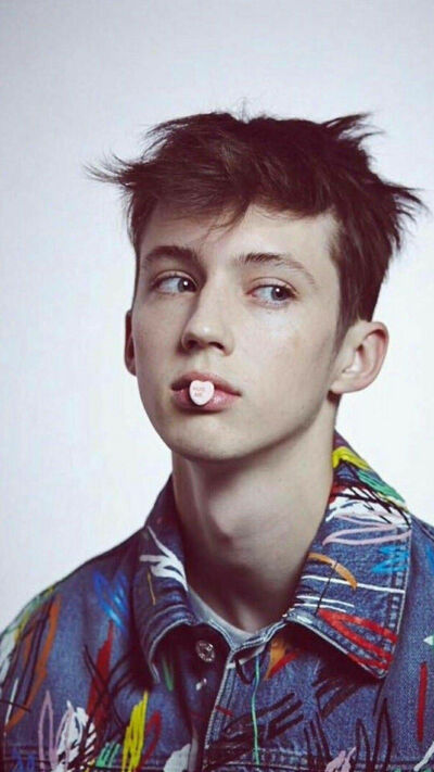 troye