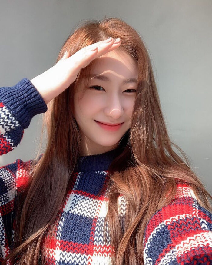 李彩领 Lee Chaeryeong 이채령