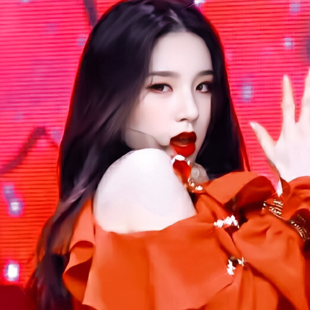 
俗人与爱融洽 偏她顽固不化
原截宋池遇