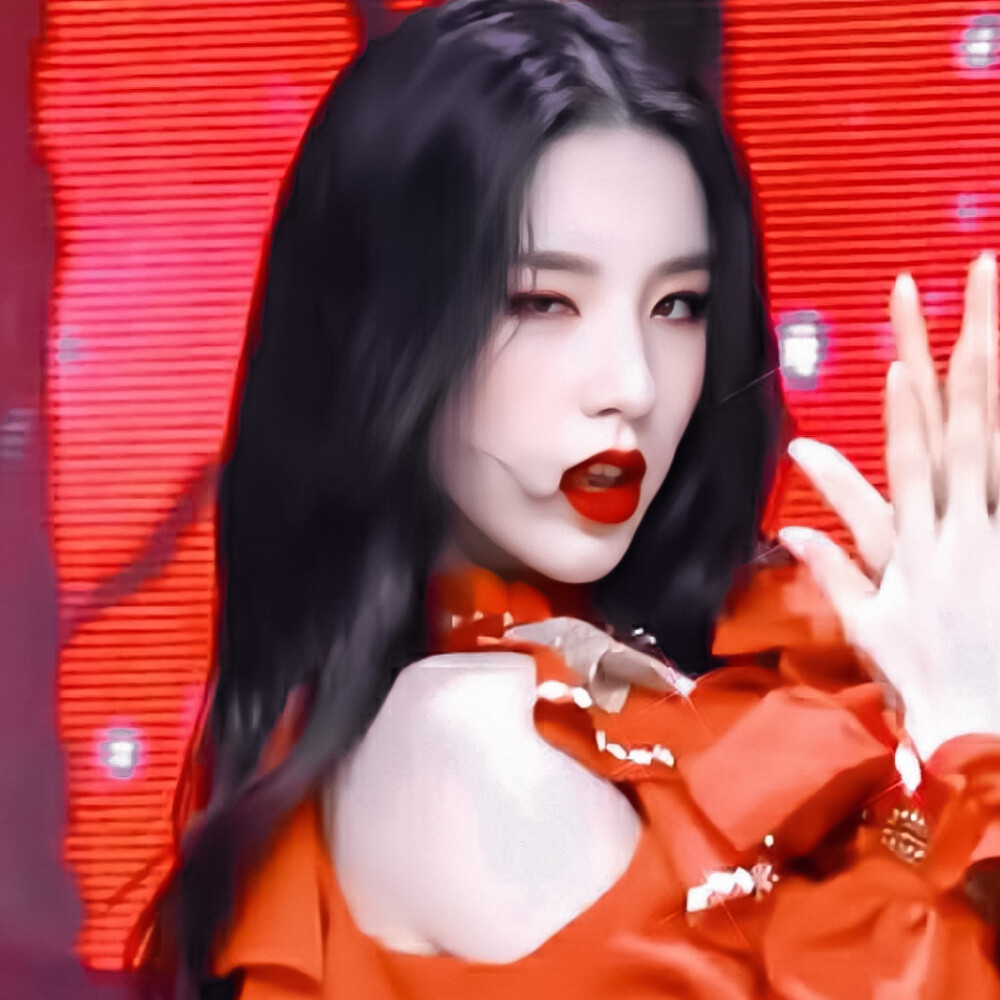 
俗人与爱融洽 偏她顽固不化
原截宋池遇