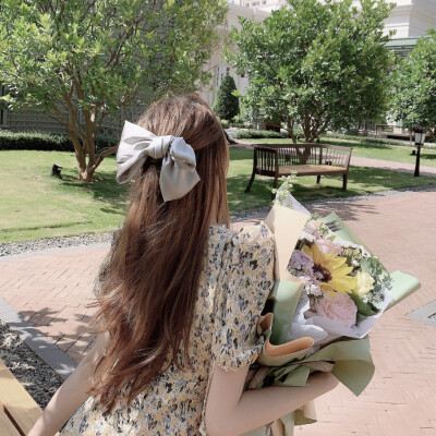 女头 ‖ 森系
by: 拟黎
