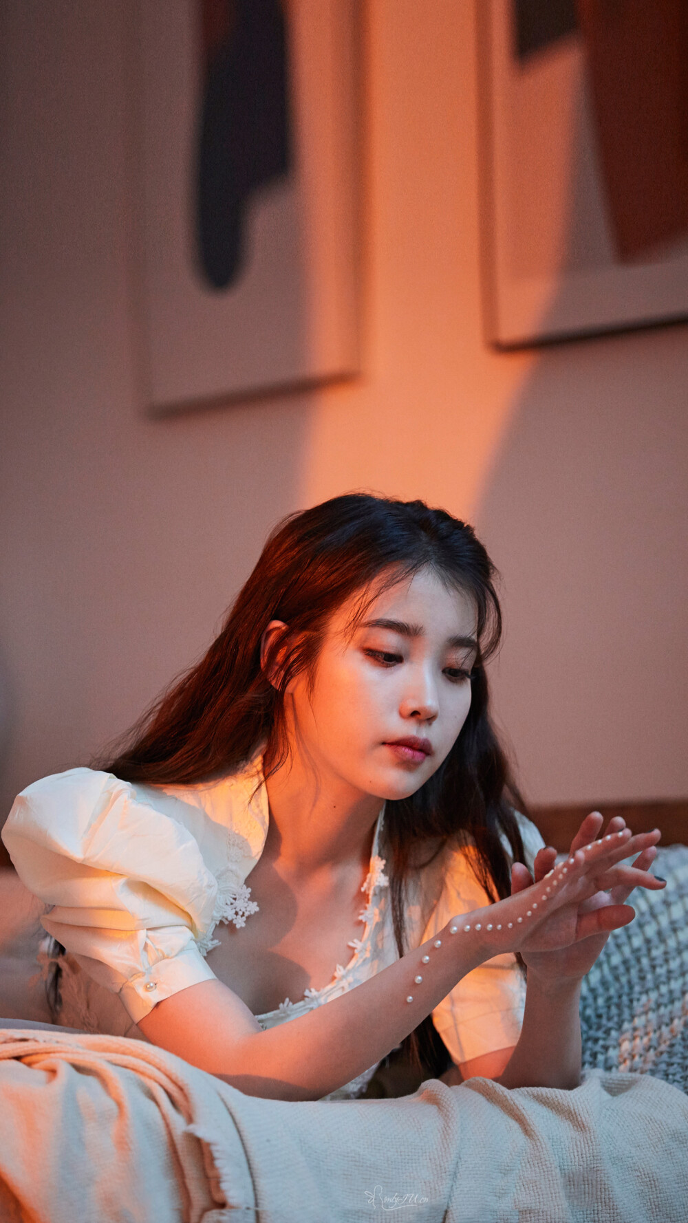 #IU #EIGHT #佐伊修图by. 佐伯 草莓 #壁纸