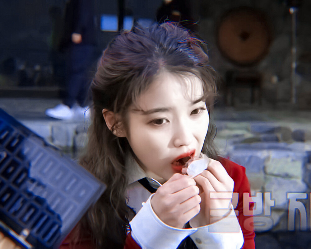 IU | IUTV
cr:黑崎一贤