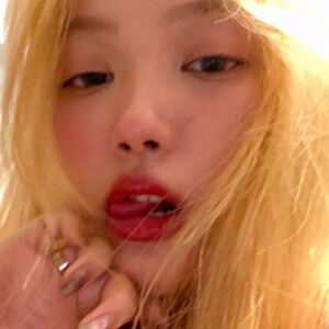 我的爱豆都不能让我开心起来了