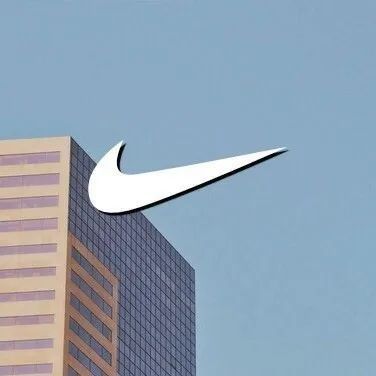 情 乱 夜 梦 東 京