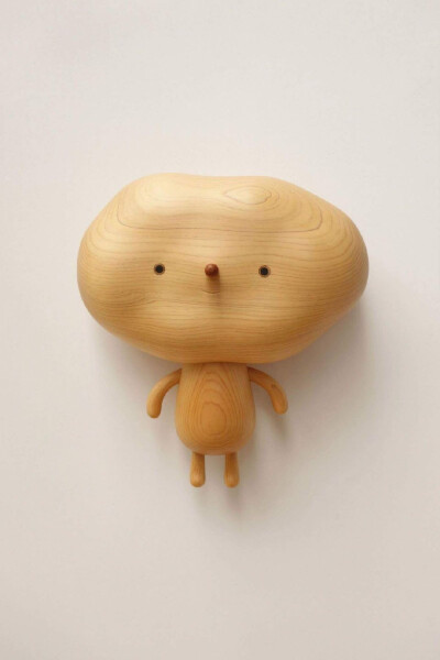 台湾艺术家阎瑞麟的小木偶