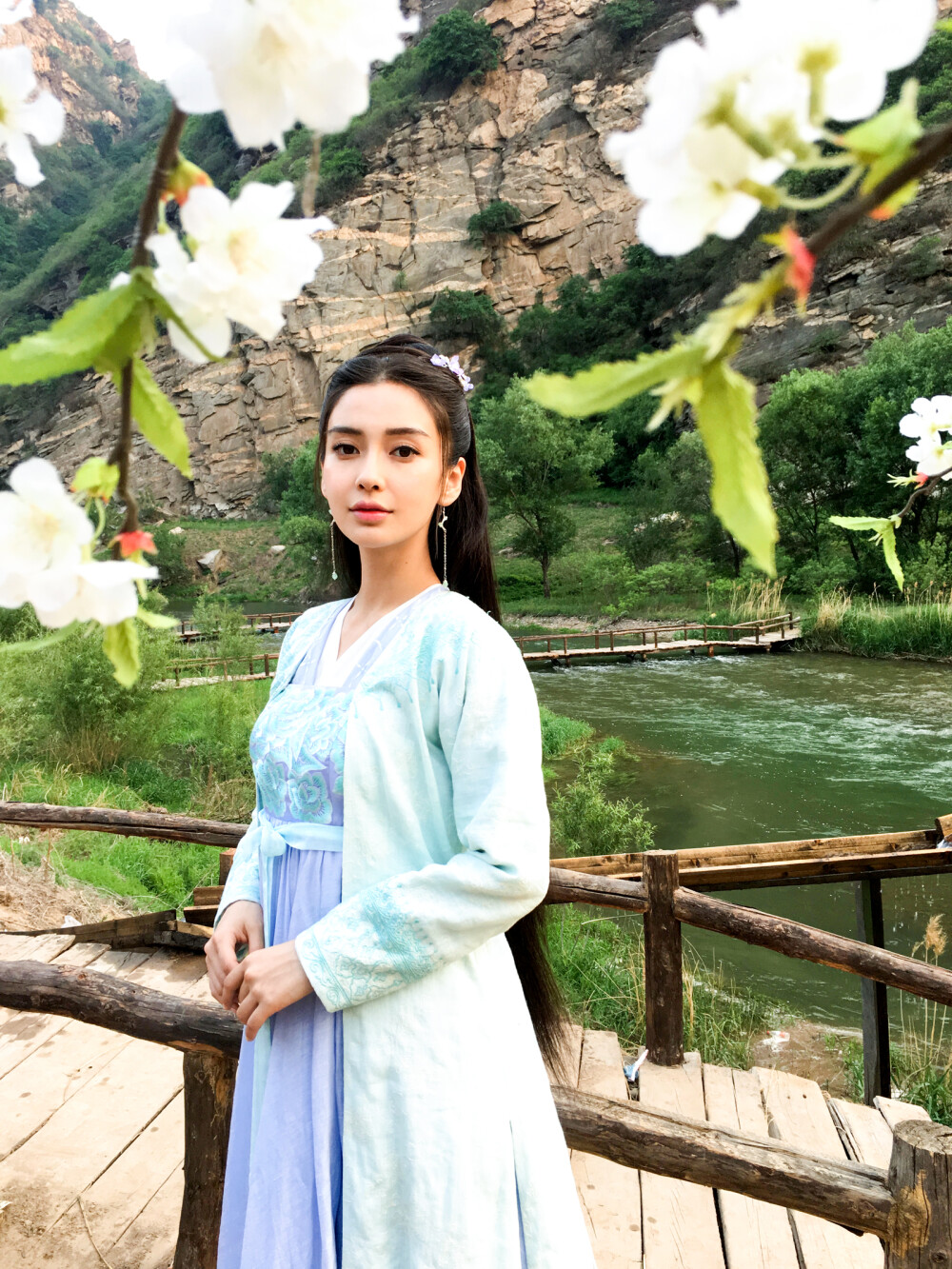 孤芳不自赏
Angelababy 饰 白娉婷