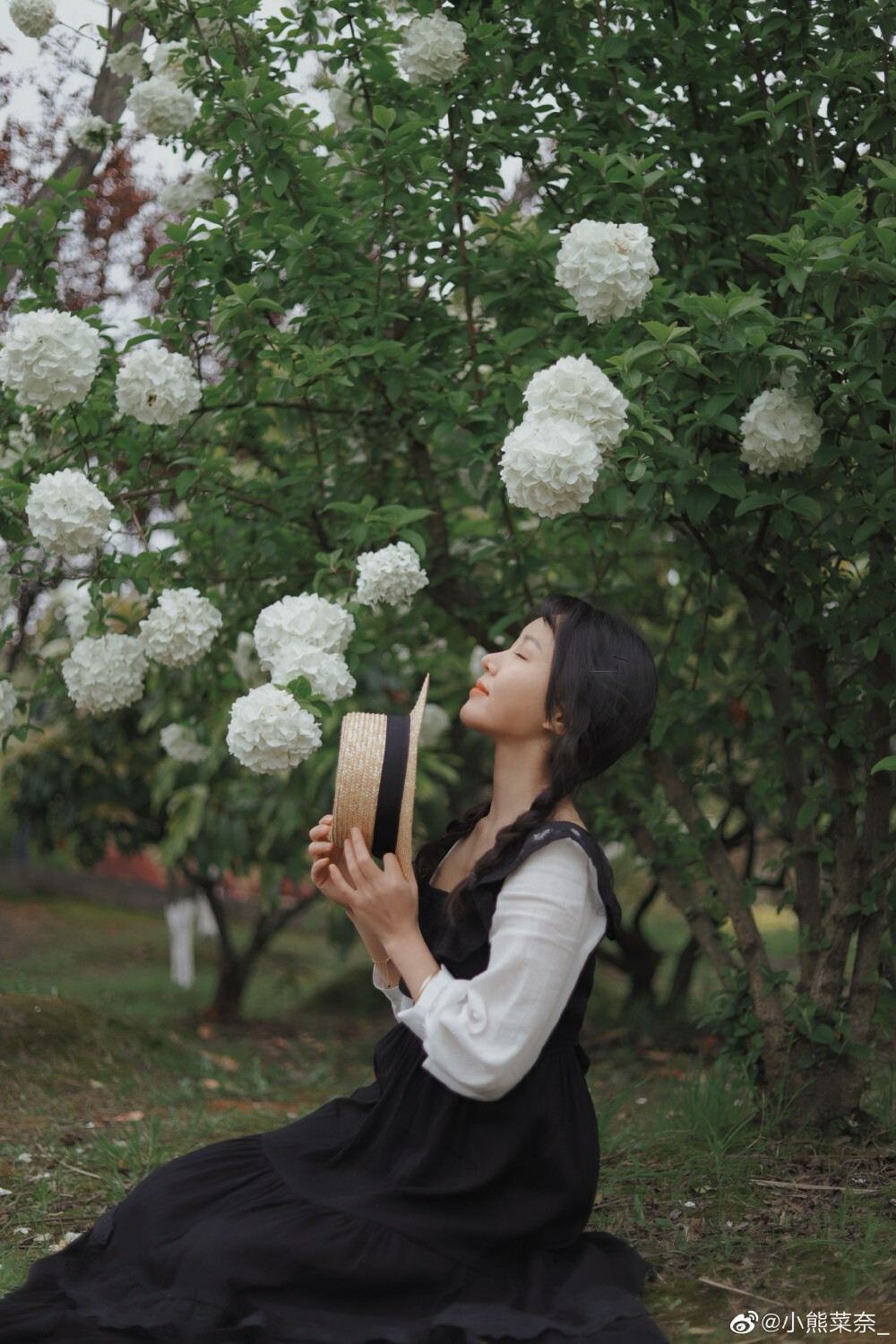 [cp]选了晴天去湘湖探花～不幸的是到那却阴天了[泪]
摄影：@奶油的朋友圈 