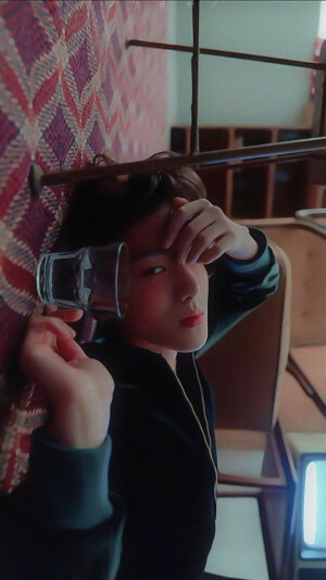 边伯贤
cr微博：陆晚初