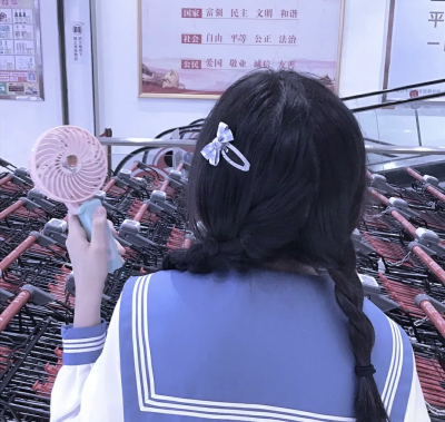 拿吱