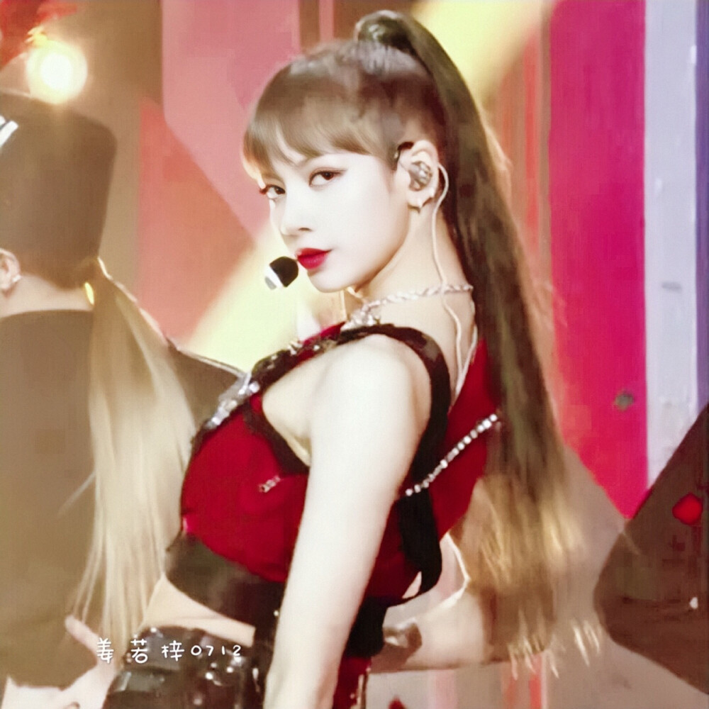 BLACKPINK LISA