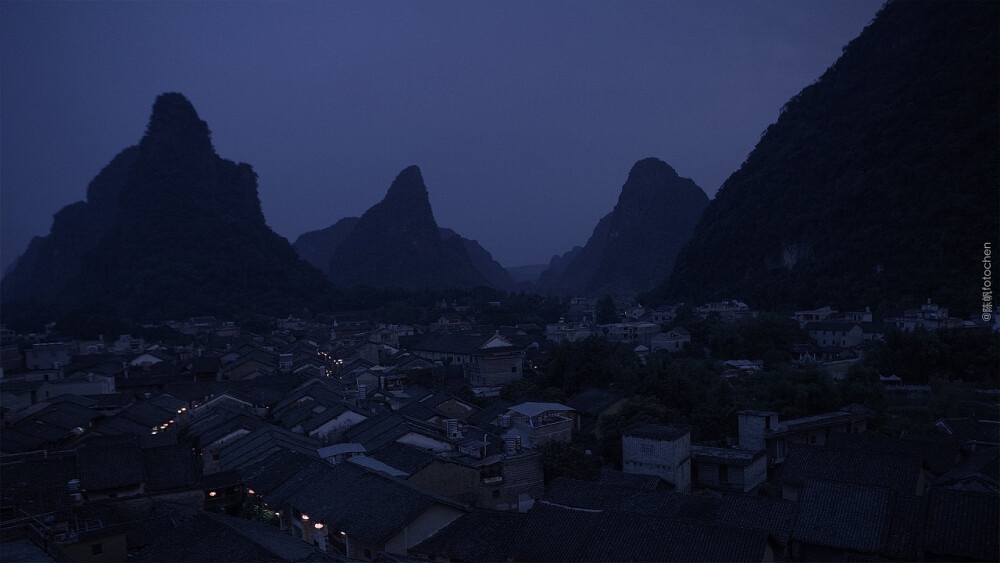 摄影
江湖夜雨十年灯
