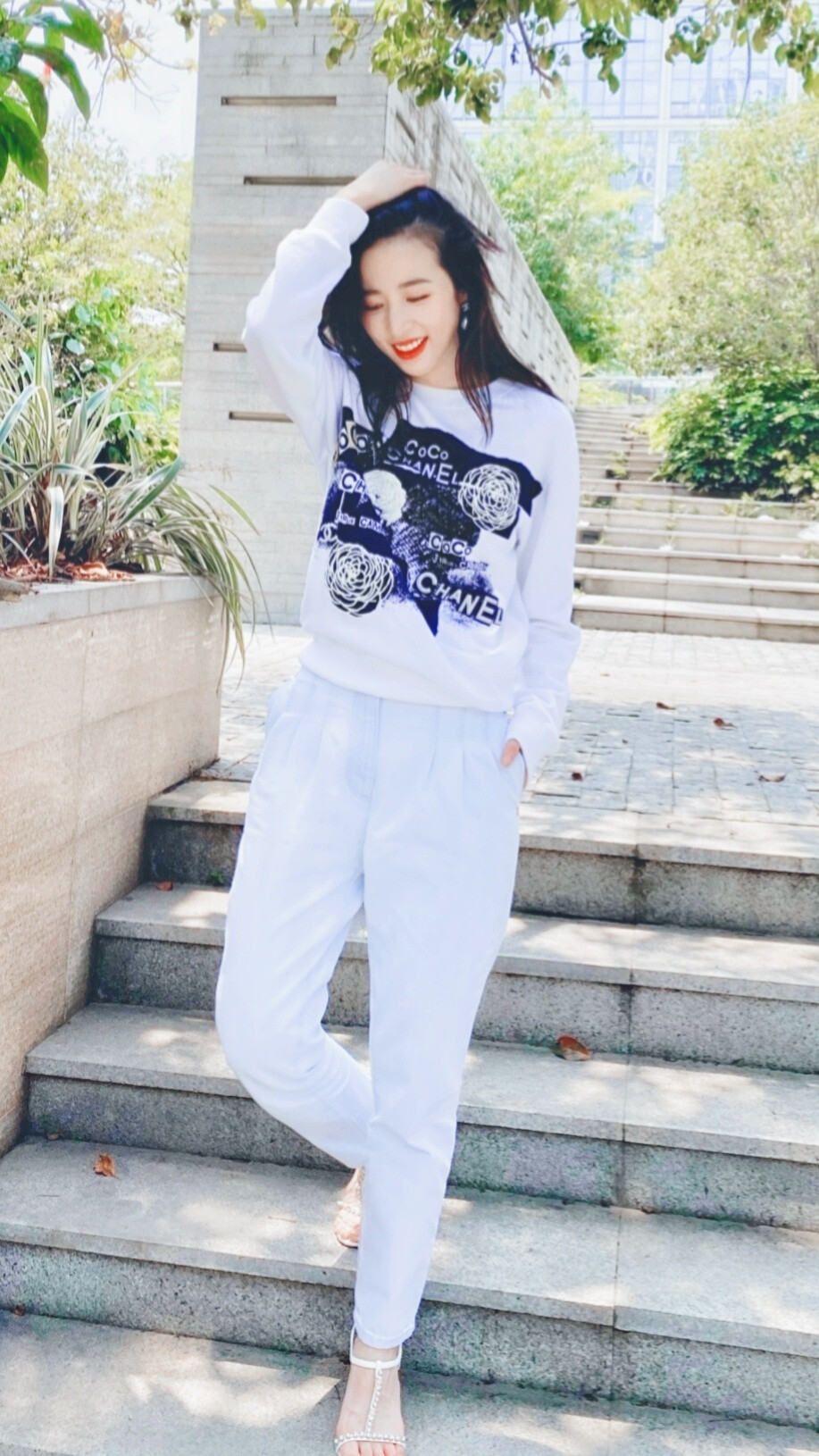 ᴬˡˡ ᵗʰᵉ ᵍᵒᵒᵈ ᵗʰⁱⁿᵍˢ ᵃʳᵉ ʳᵘⁿⁿⁱⁿᵍ ᵗᵒʷᵃʳᵈˢ ʸᵒᵘ. ʚɞ
@周雨彤微博 ▻ 调色 12P ​​
cr.青禾谷上​