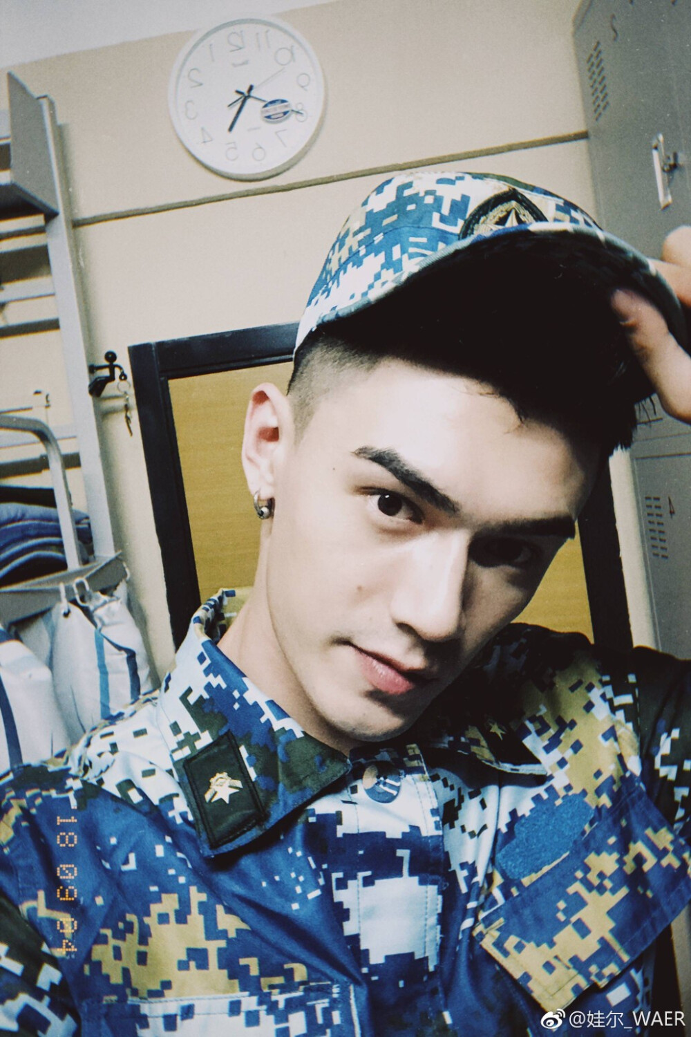 库都斯江 艾尼娃尔 娃尔 演员 壁纸