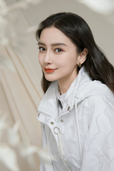 Angelababy