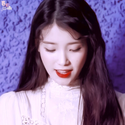 IU李知恩
原截乔思逸
©虞黎安
IU欧尼生快！