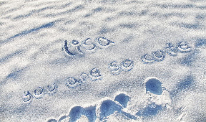 雪地背景图
可定制
方法:关注公众号吧唧日常奇妙实验室留言内容
等待回复
制作需要时间，没耐心就没有专属爱豆壁纸啦