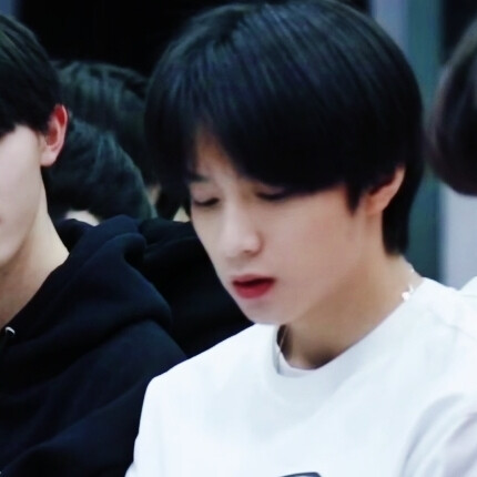 马嘉祺×刘耀文。
二传注明堆糖温暮。