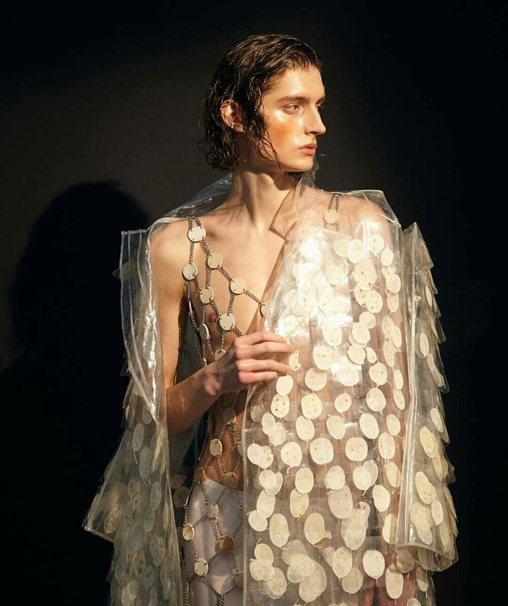 好绝一男的
俄罗斯模特 Artur Varkovastov，97，190
ins: arthur_vff ​​​