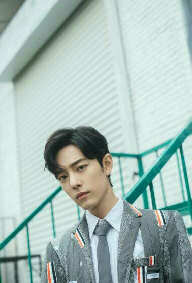 别爱我没结果，除非花手摇过我