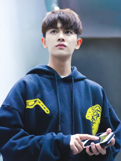 一生一世一嘉人，此生不负任嘉伦。一声嘉人，一生嘉人。嘉期几许，我心悦你。