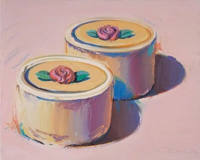 Wayne Thiebaud来自美国，成为著名的波普艺术画家前，他曾在世界上最具有童真气息的迪士尼担任画师。而后因受到抽象派和流行歌手的影响，开始专注于极具生活感事物的描绘，其中派、蛋糕、糖果、冰淇淋这些让人瞬间血…