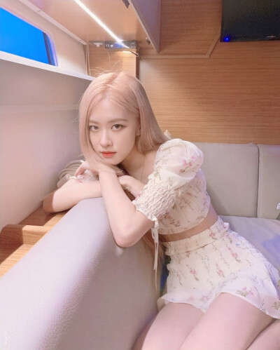 Rosé 壁纸 头像 朴彩英 ins BLACKPINK 壁纸 