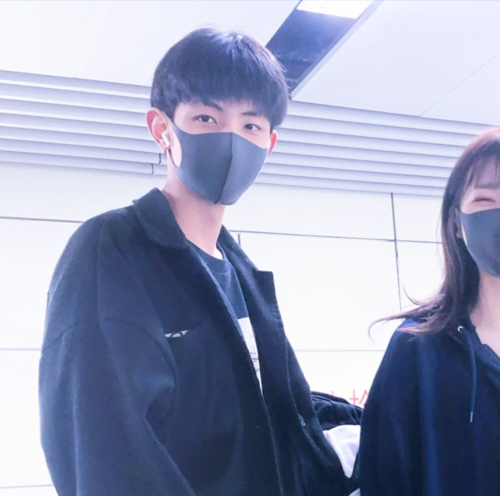 陈姒.有张没调好.