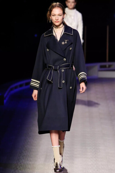 Runway | Tommy Hilfiger Fall 2016 RTW