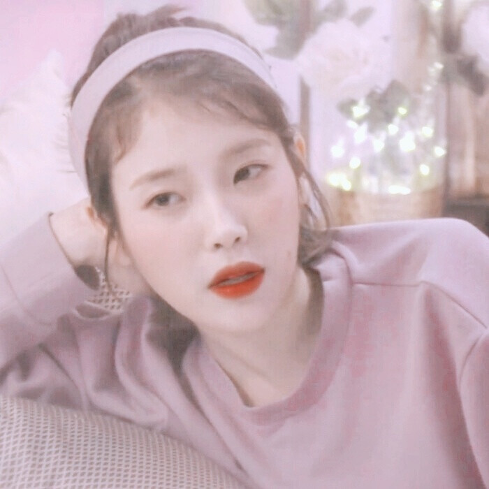 IU.
原截dt梦羽.