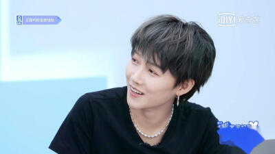 爱了爱了
翠花一笑，
我昕融化！
啊啊啊啊