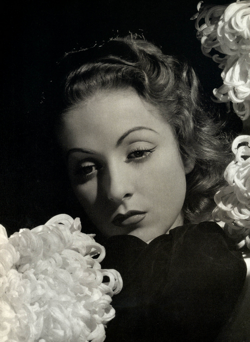 达尼埃尔·达里约 Danielle Darrieux