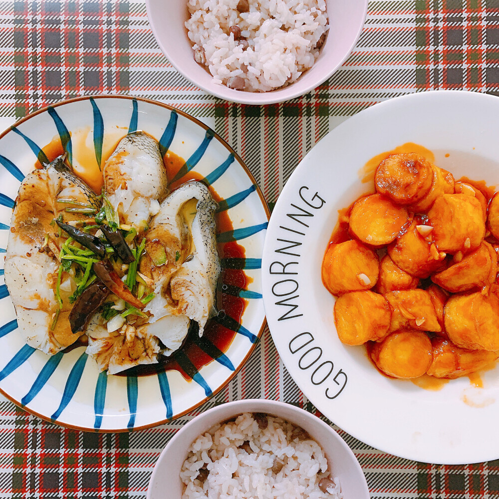 (蒸鳕鱼＋茄汁豆腐＋红豆饭)下厨房app:小小橙王