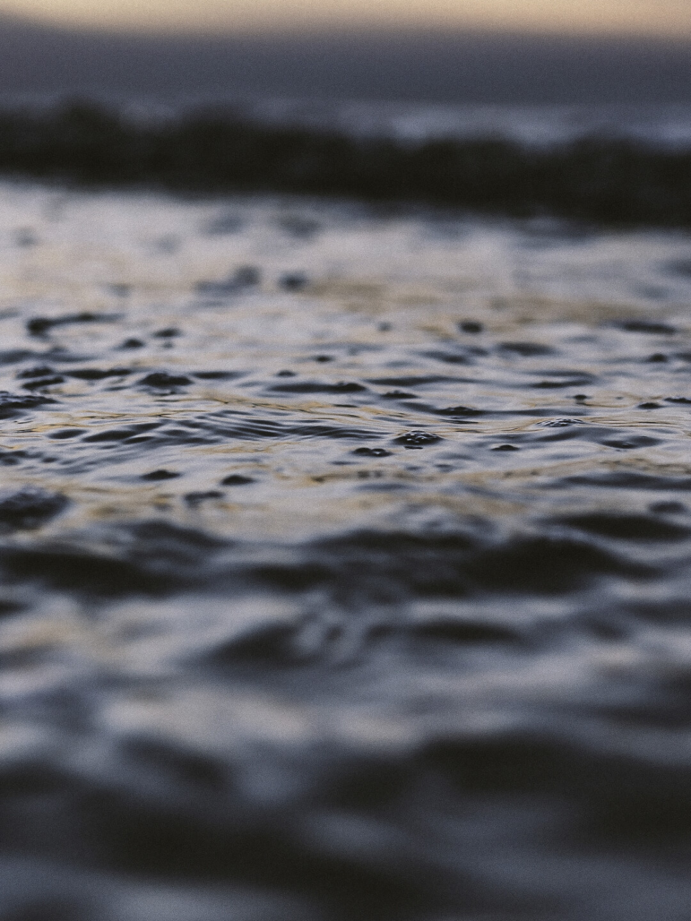 520——神仙句子
不想和你看同一个月亮了 只想和你一同看月亮