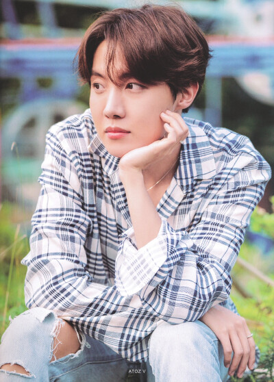 j-hope 정호석 郑号锡