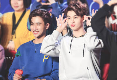 明明泡芙
perthsaint
20190113LBC香港见面会