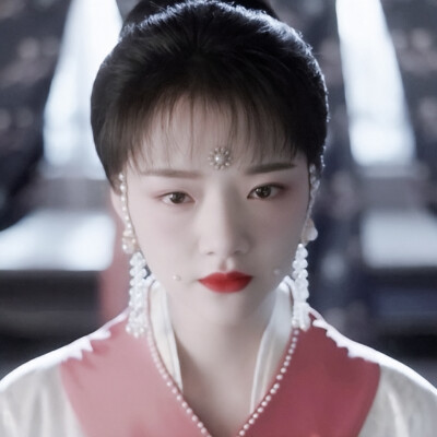 “怀吉，我美吗？”