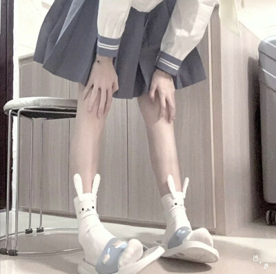 优质女头
江念九